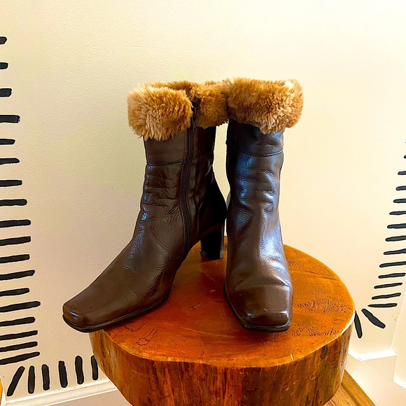 Lea Foscati made in Italy fur boot. - Picture 1 of 12
